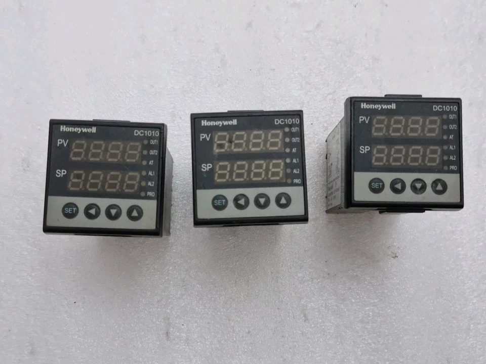 Honeywell DC1010CT-101000-E Temperature Controller Ac 85~265V Used-Tested